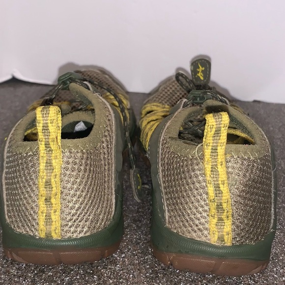 Chaco Outcross 2 Green (Youth Size 12) Water / Hiking Shoes  Junior Size - Picture 5 of 8